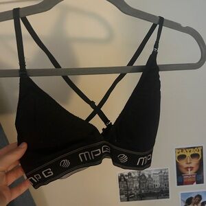 MPG Black Cross-Back Sportsbra